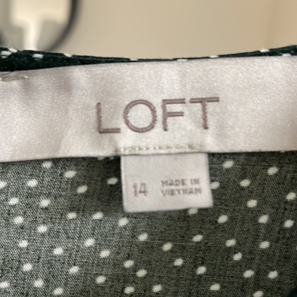 LOFT Dark green / white pattern Faux Wrap dress . NEW condition .SZ 14 - Picture 4 of 7